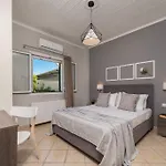 Willa Madini Luxury With Free Pool Heating Vanato
