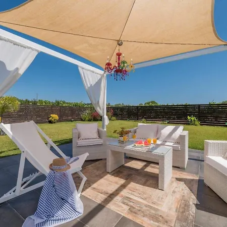 וילה Madini Luxury With Private Heated Pool *