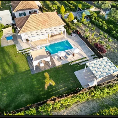 Madini Luxury With Free Pool Heating Villa *